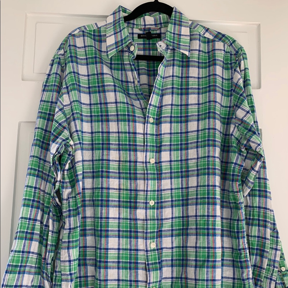 Casual plaid button down